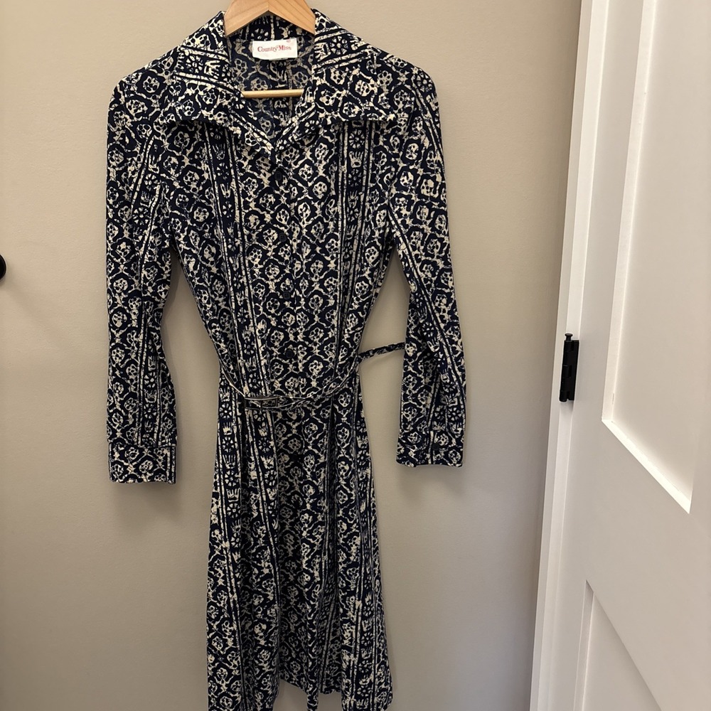 Vintage Country Miss 12 Dress Blue Batik White Button Down Belted Union Made